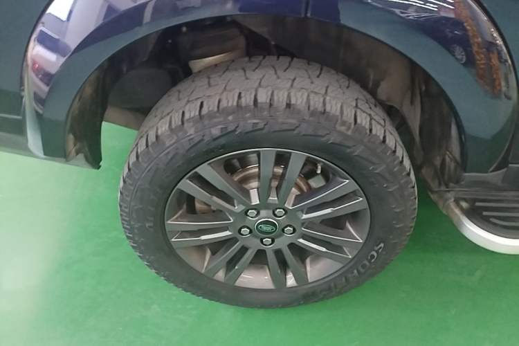 Used Land Rover Discovery 2016 3.0 SDV6 HSE Diesel Edition Exterior 5