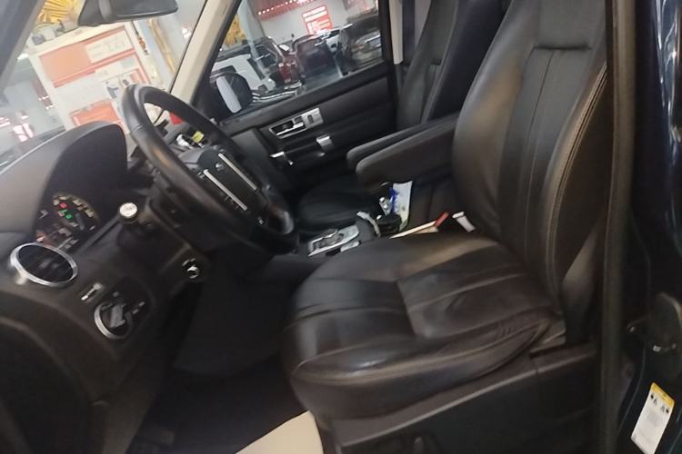 Used Land Rover Discovery 2016 3.0 SDV6 HSE Diesel Edition Left Front Seat
