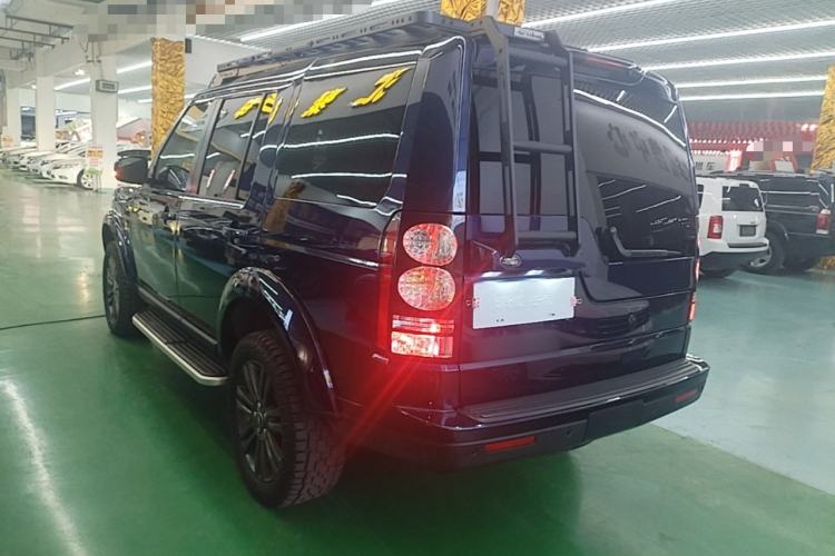 Used Land Rover Discovery 2016 3.0 SDV6 HSE Diesel Edition Rear Left 45 Deg