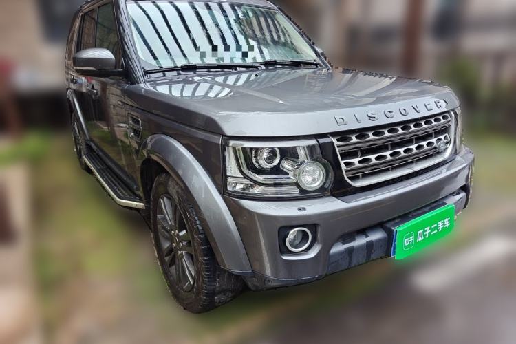 Used Land Rover Discovery 2016 3.0 SDV6 HSE Diesel Edition Front Right 45 Deg