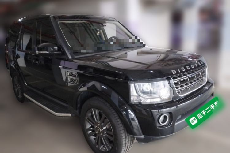 Used Land Rover Discovery 2016 3.0 SC Obsidian Black Heritage Edition HSE Front Right 45 Deg