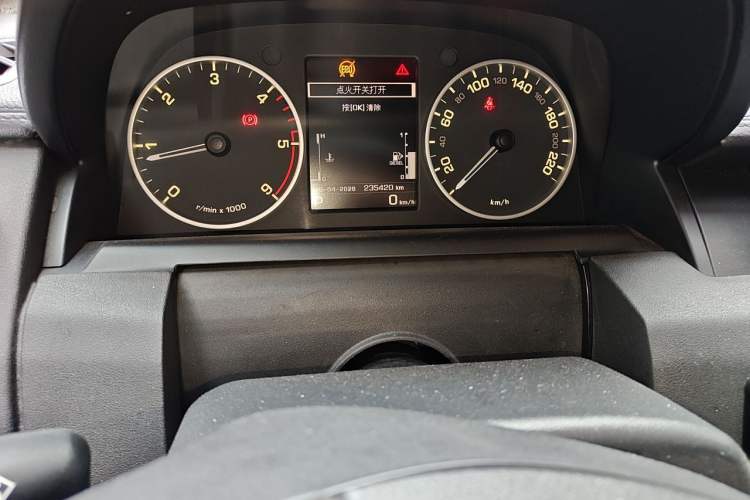 Used Land Rover Discovery 2016 3.0 SDV6 HSE Diesel Edition Instrument Cluster