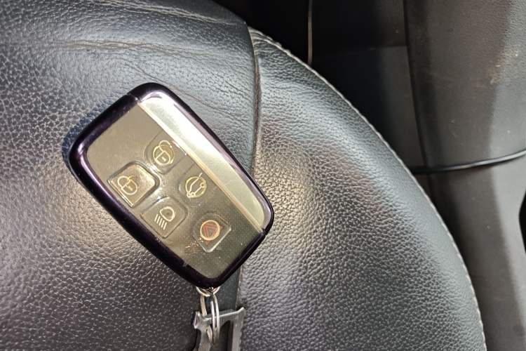 Used Land Rover Discovery 2016 3.0 SDV6 HSE Diesel Edition Vehicle Key