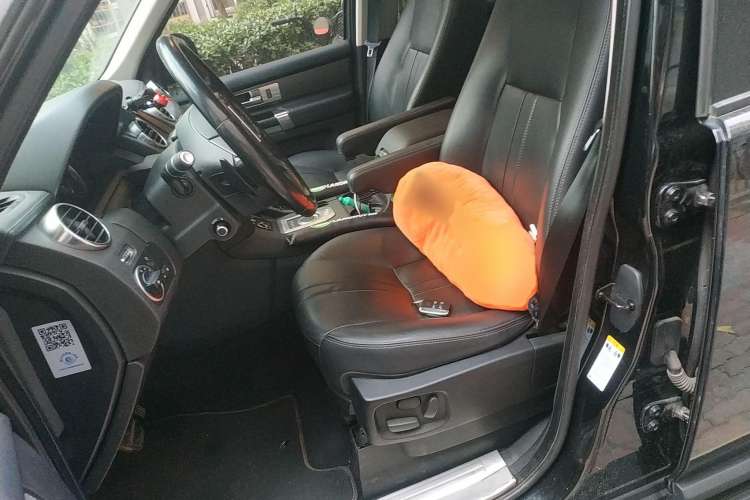 Used Land Rover Discovery 2016 3.0 SC V6 HSE Left Front Seat