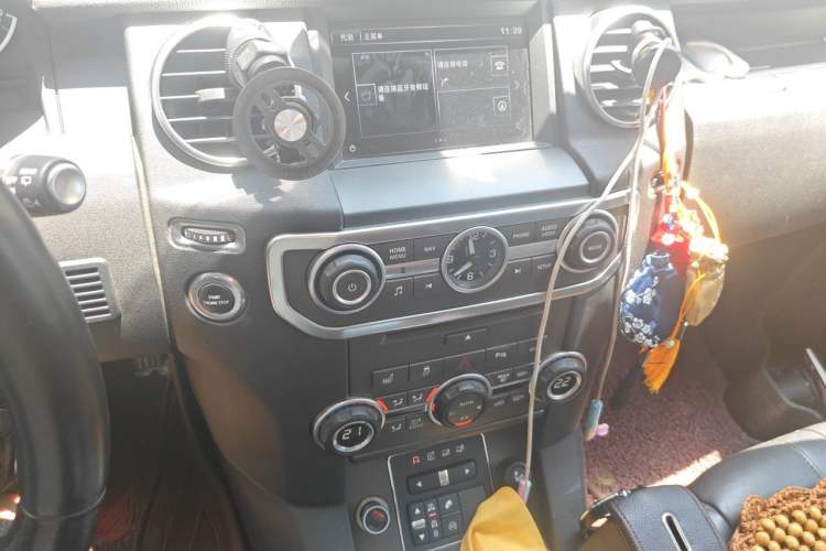 Used Land Rover Discovery  Audio And AC Panel