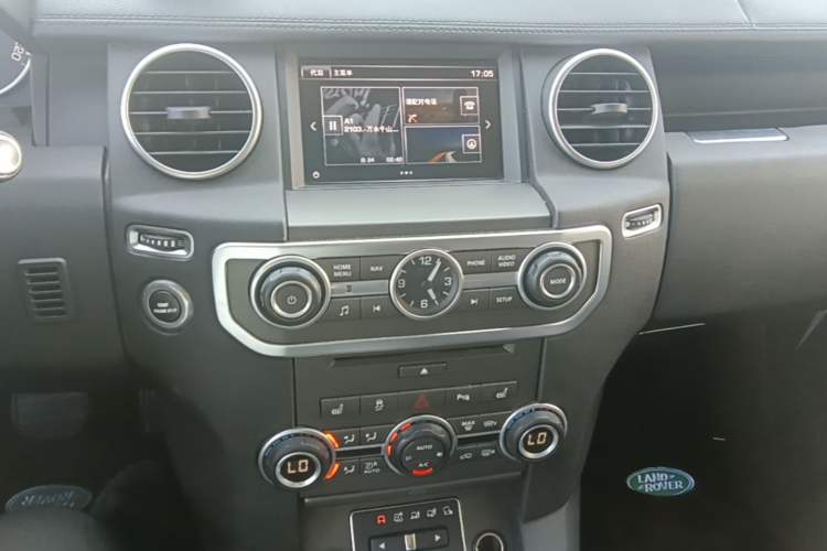 Used Land Rover Discovery  Audio And AC Panel