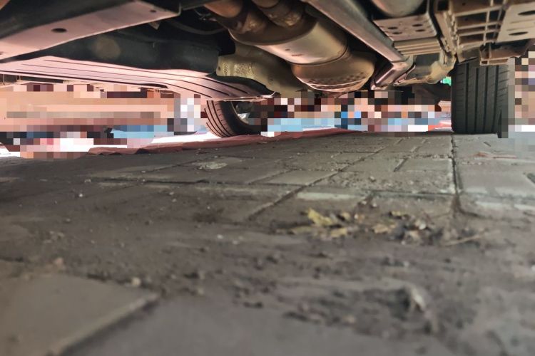 Used Land Rover Discovery  Chassis Front Left