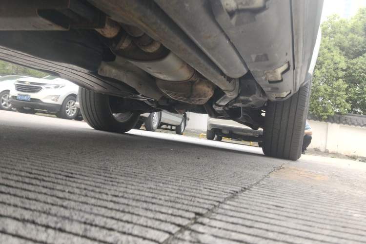 Used Land Rover Discovery  Chassis Front Left