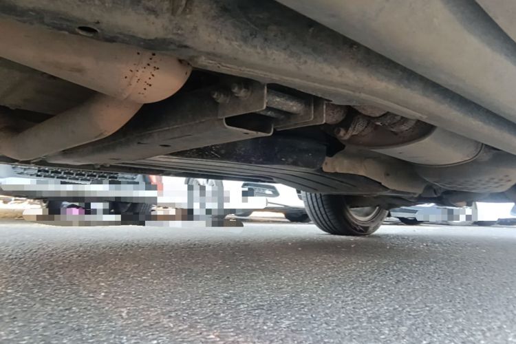 Used Land Rover Discovery  Chassis Front Left