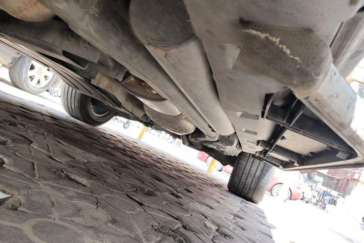 Used Land Rover Discovery  Chassis Front Left