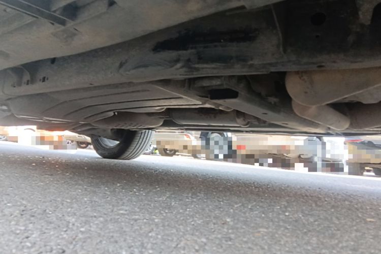Used Land Rover Discovery  Chassis Front Right