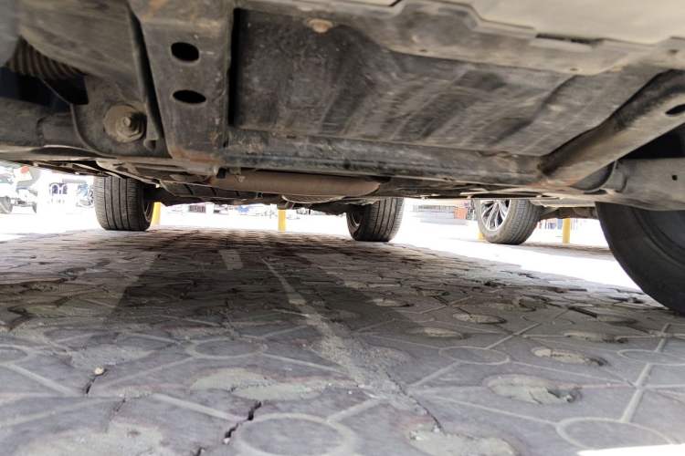 Used Land Rover Discovery  Chassis Front