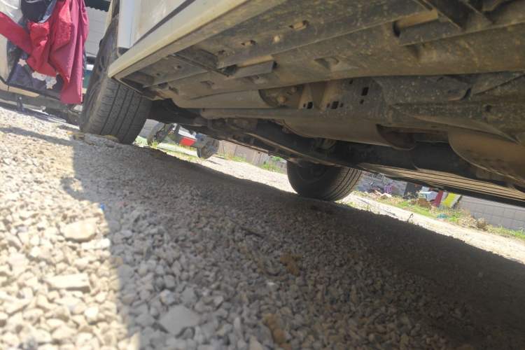 Used Land Rover Discovery  Chassis Rear Left
