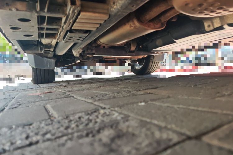 Used Land Rover Discovery  Chassis Rear Left