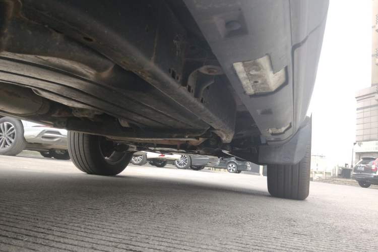 Used Land Rover Discovery  Chassis Rear Right