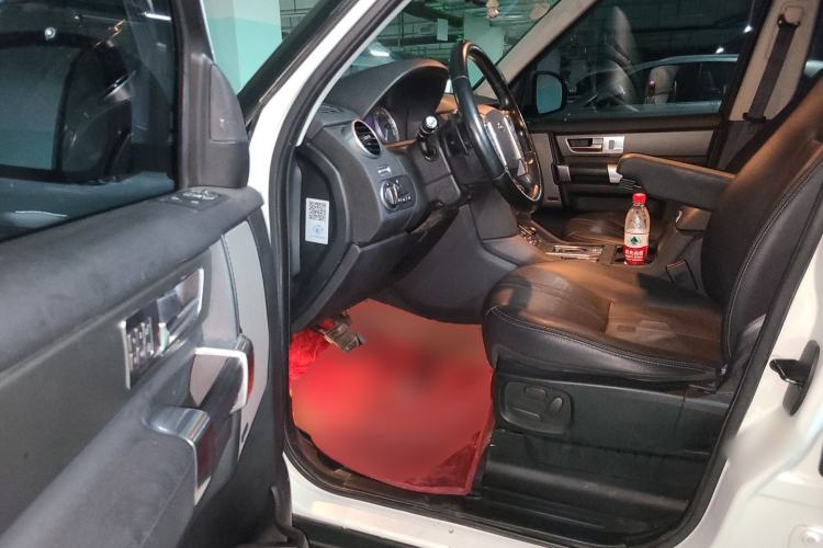Used Land Rover Discovery 2016 3.0 SC V6 SE Driver Seat