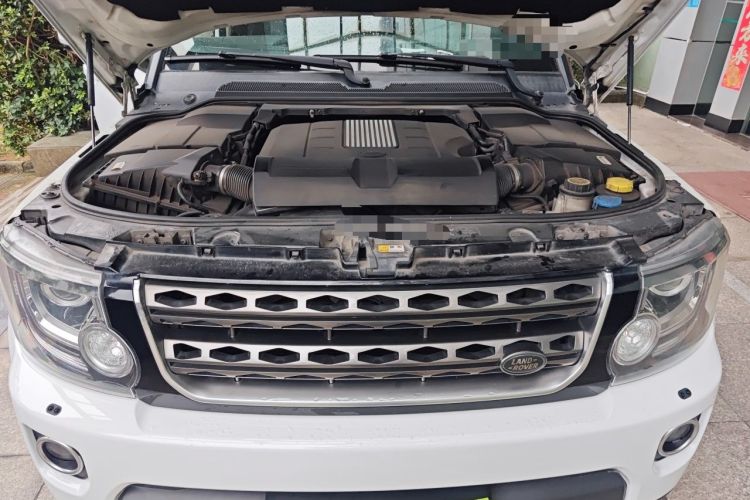 Used Land Rover Discovery 2016 3.0 SC V6 HSE Engine Bay