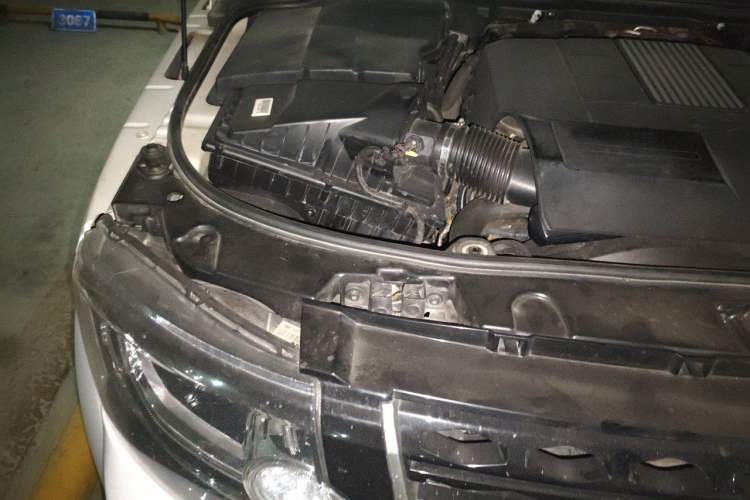 Used Land Rover Discovery 2016 3.0 SC Zhenfeng Limited Edition Engine Bay Right