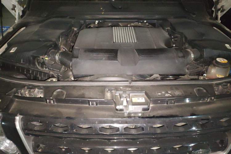 Used Land Rover Discovery 2016 3.0 SC Zhenfeng Limited Edition Engine Bay