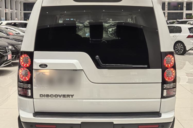 Used Land Rover Discovery 2016 3.0 SC Obsidian Black Heritage Edition HSE Exterior 3