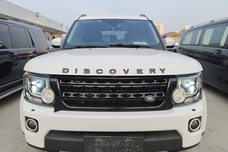 Used Land Rover Discovery 2016 3.0 SC V6 SE Front