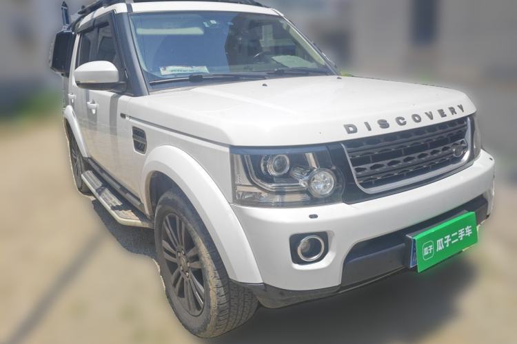 Used Land Rover Discovery  Front Right 45 Deg