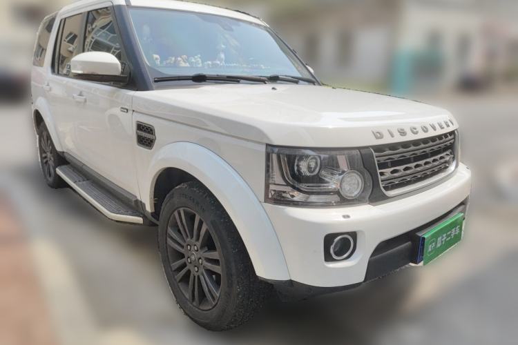 Used Land Rover Discovery 2016 3.0 SC V6 HSE Front Right 45 Deg