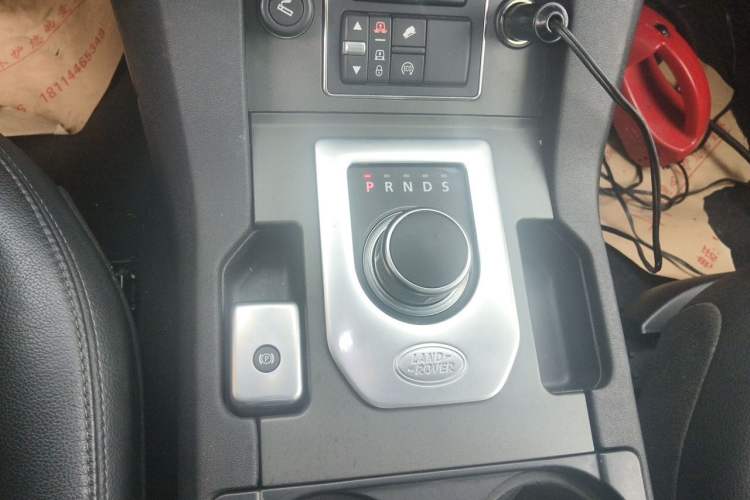 Used Land Rover Discovery  Gear Lever