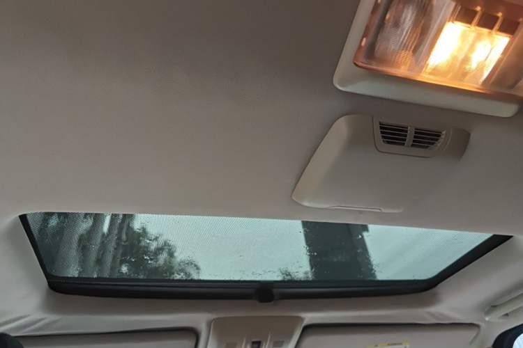 Used Land Rover Discovery 2016 3.0 SC V6 HSE Headliner