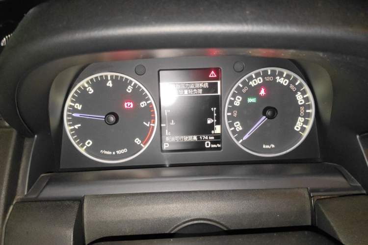 Used Land Rover Discovery  Instrument Cluster