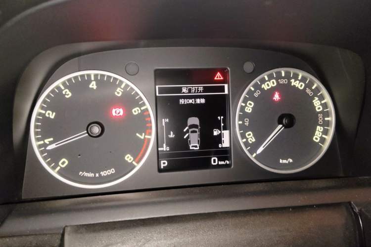 Used Land Rover Discovery 2016 3.0 SC V6 HSE Instrument Cluster