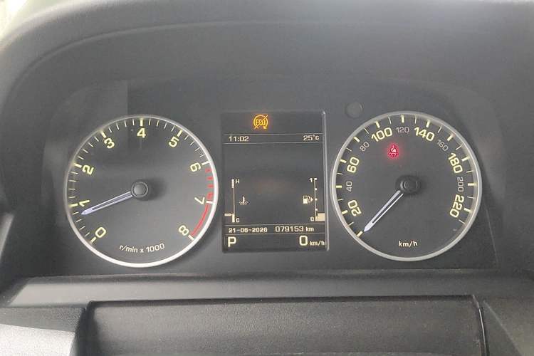 Used Land Rover Discovery 2016 3.0 SC Obsidian Black Heritage Edition HSE Instrument Cluster