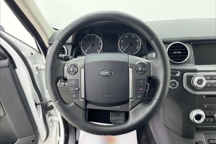 Used Land Rover Discovery 2016 3.0 SC V6 HSE Interior 2