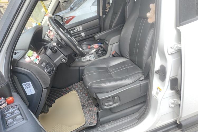 Used Land Rover Discovery 2016 3.0 SC V6 HSE Left Front Seat