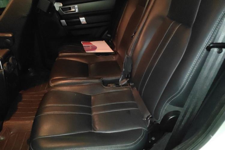 Used Land Rover Discovery  Left Rear Seat