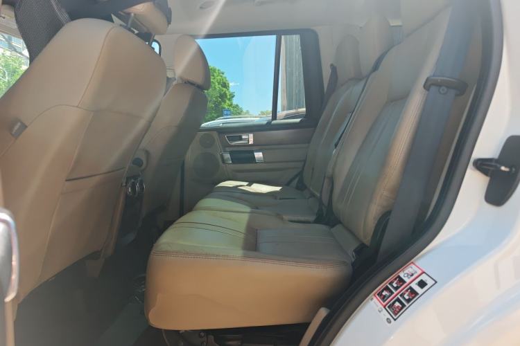 Used Land Rover Discovery  Left Rear Seat