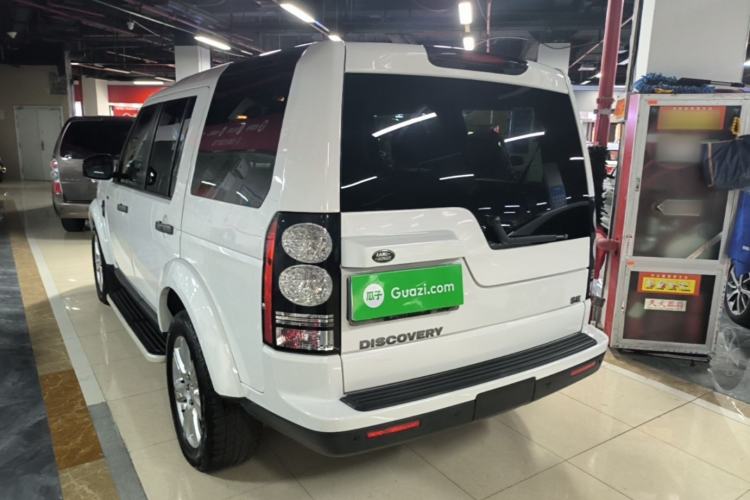 Used Land Rover Discovery 2016 3.0 SC V6 SE Rear Left 45 Deg