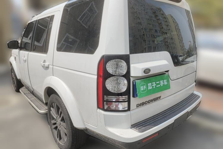 Used Land Rover Discovery 2016 3.0 SC V6 HSE Rear Left 45 Deg