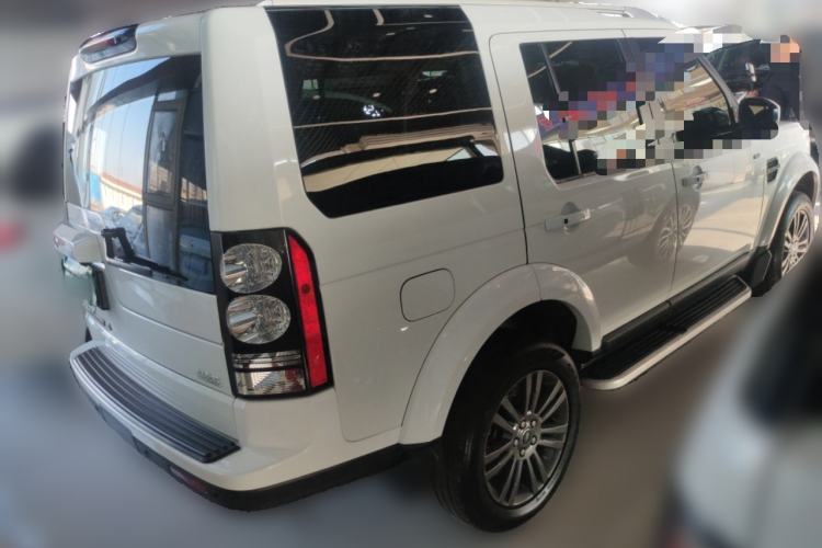 Used Land Rover Discovery 2016 3.0 SC V6 HSE Rear Right 45 Deg