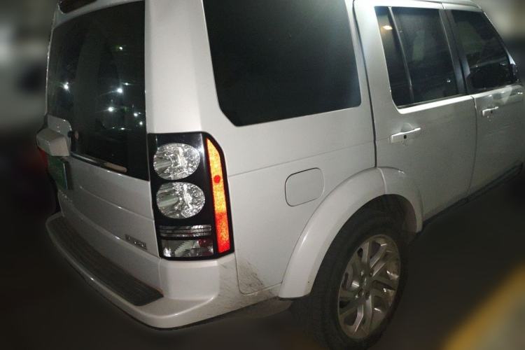 Used Land Rover Discovery 2016 3.0 SC Zhenfeng Limited Edition Rear Right 45 Deg