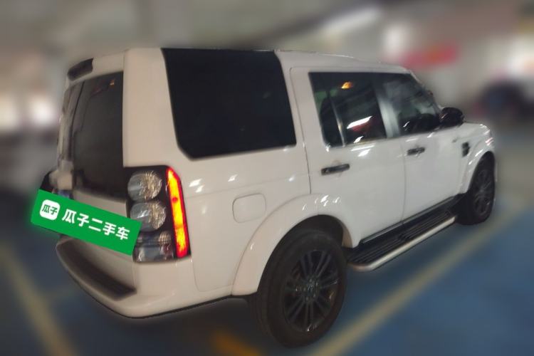 Used Land Rover Discovery 2016 3.0 SC V6 SE Rear Right 45 Deg