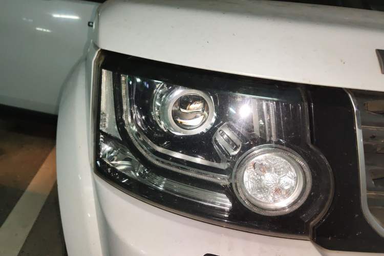Used Land Rover Discovery 2016 3.0 SC Zhenfeng Limited Edition Right Front Headlight