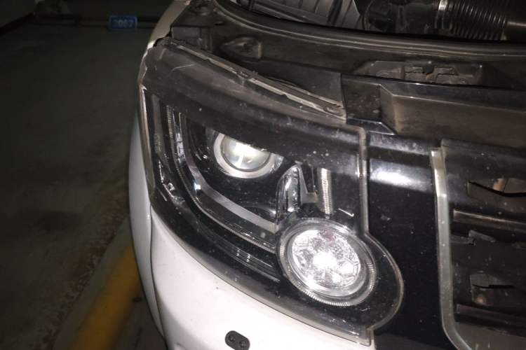 Used Land Rover Discovery 2016 3.0 SC Zhenfeng Limited Edition Right Front Headlight