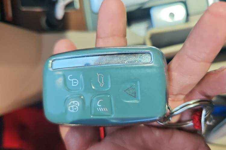 Used Land Rover Discovery  Vehicle Key