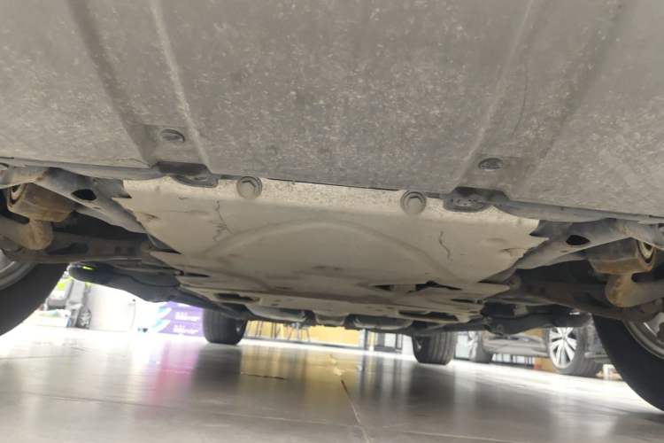 Used Land Rover Discovery 2017 3.0 SC V6 SE Chassis Front
