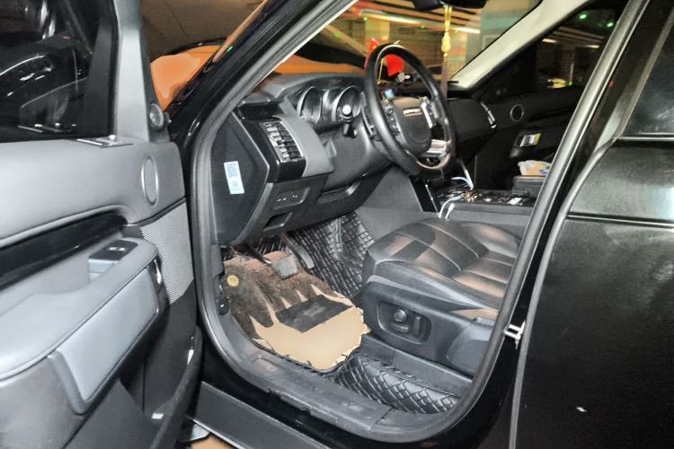 Used Land Rover Discovery 2017 3.0 SC V6 SE Driver Seat