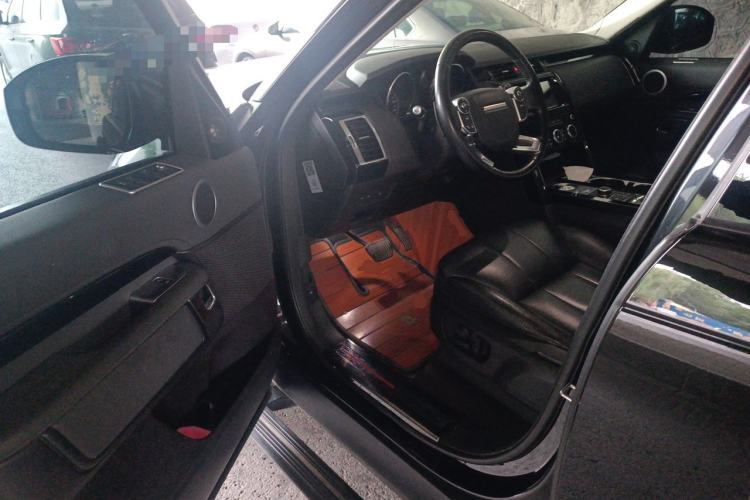 Used Land Rover Discovery 2017 3.0 SC V6 SE Driver Seat