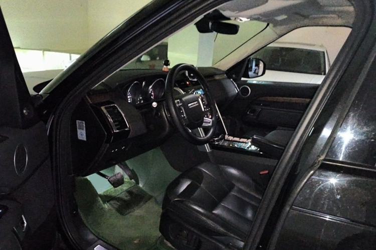 Used Land Rover Discovery 2017 3.0 SC V6 HSE Driver Seat