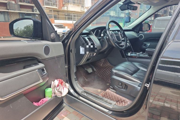 Used Land Rover Discovery 2017 3.0 SC V6 SE Driver Seat