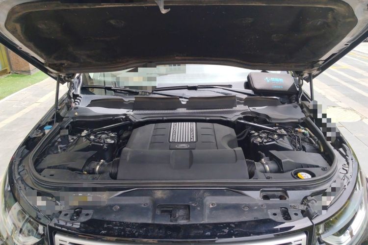 Used Land Rover Discovery 2017 3.0 SC V6 HSE Engine Bay